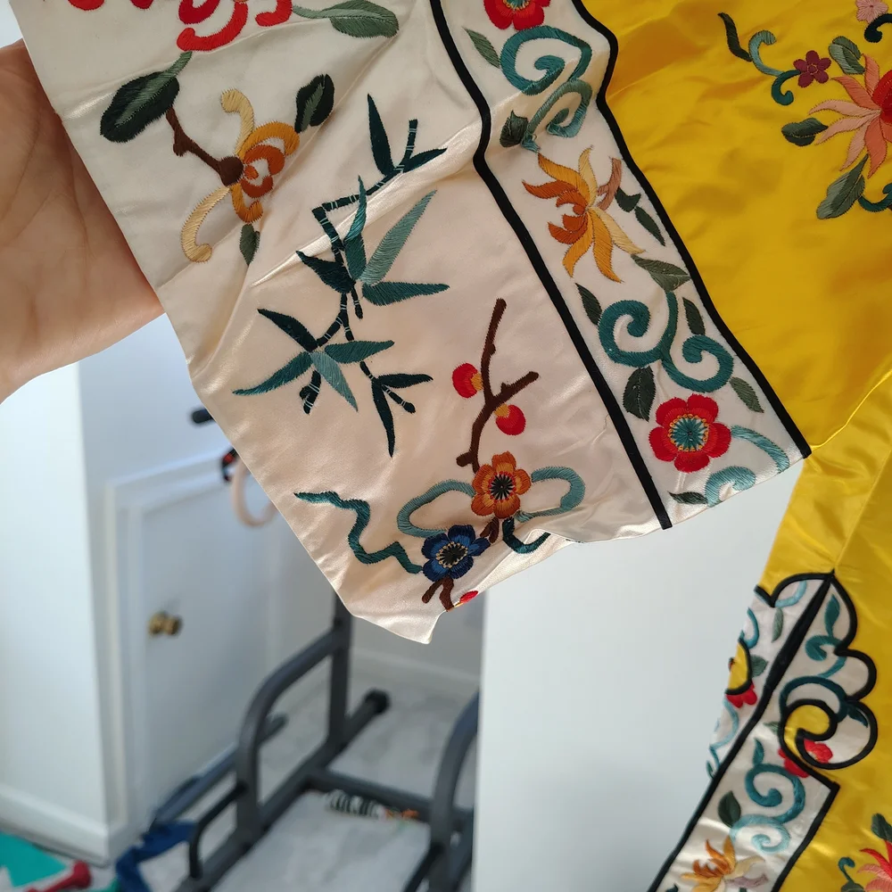Vintage Floral Embroidered Silk Kimono - Picture 2 of 12